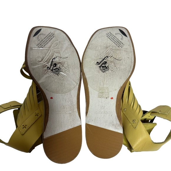 NEW Free People St. Kitts Woven Yellow Leather Sandals 37 - Picture 9 of 10